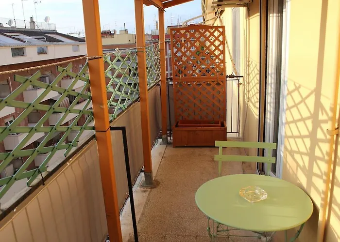 Cozy Near Trastevere Metro B A 10 Min * Roma